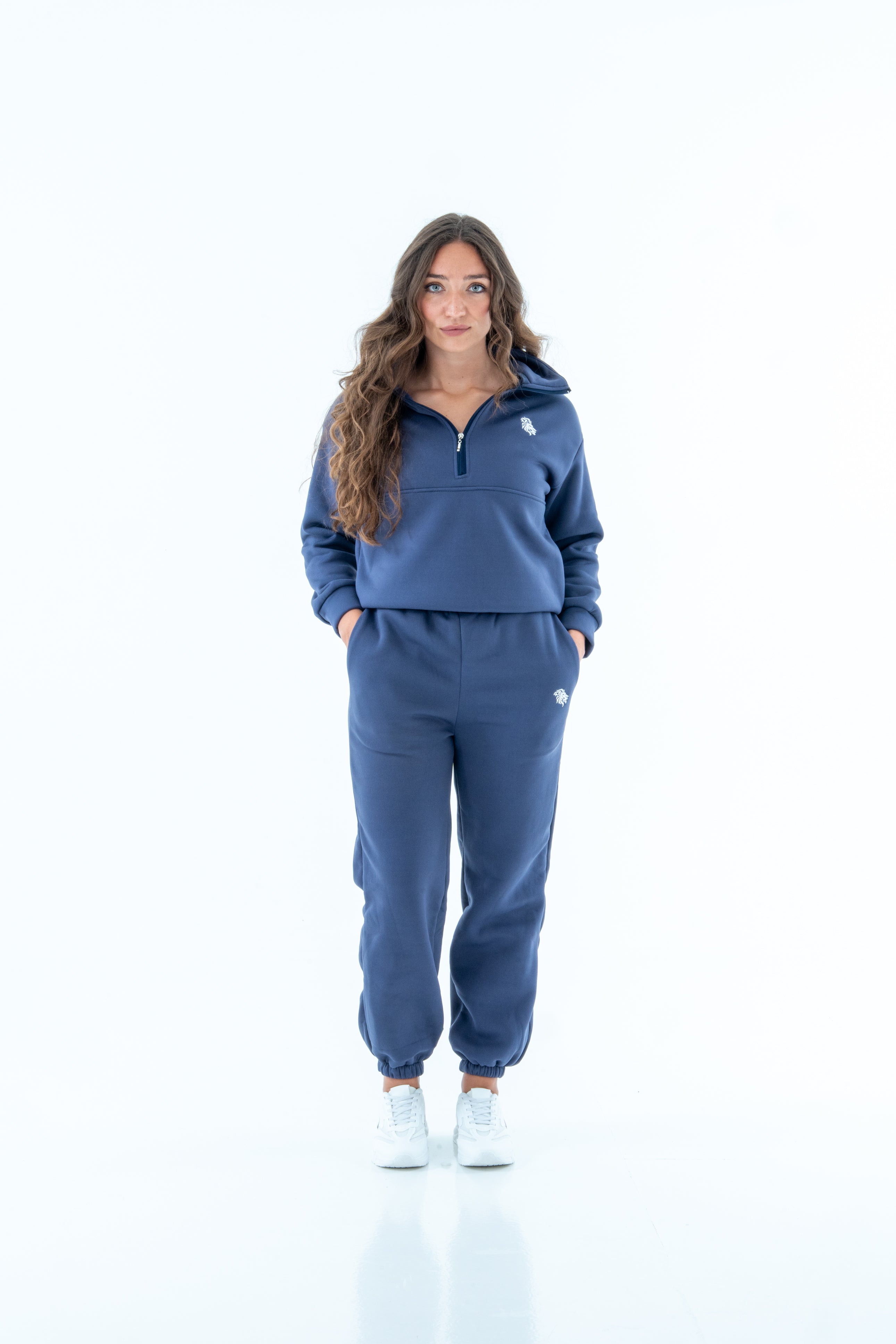 ESSENTIAL - Tracksuit