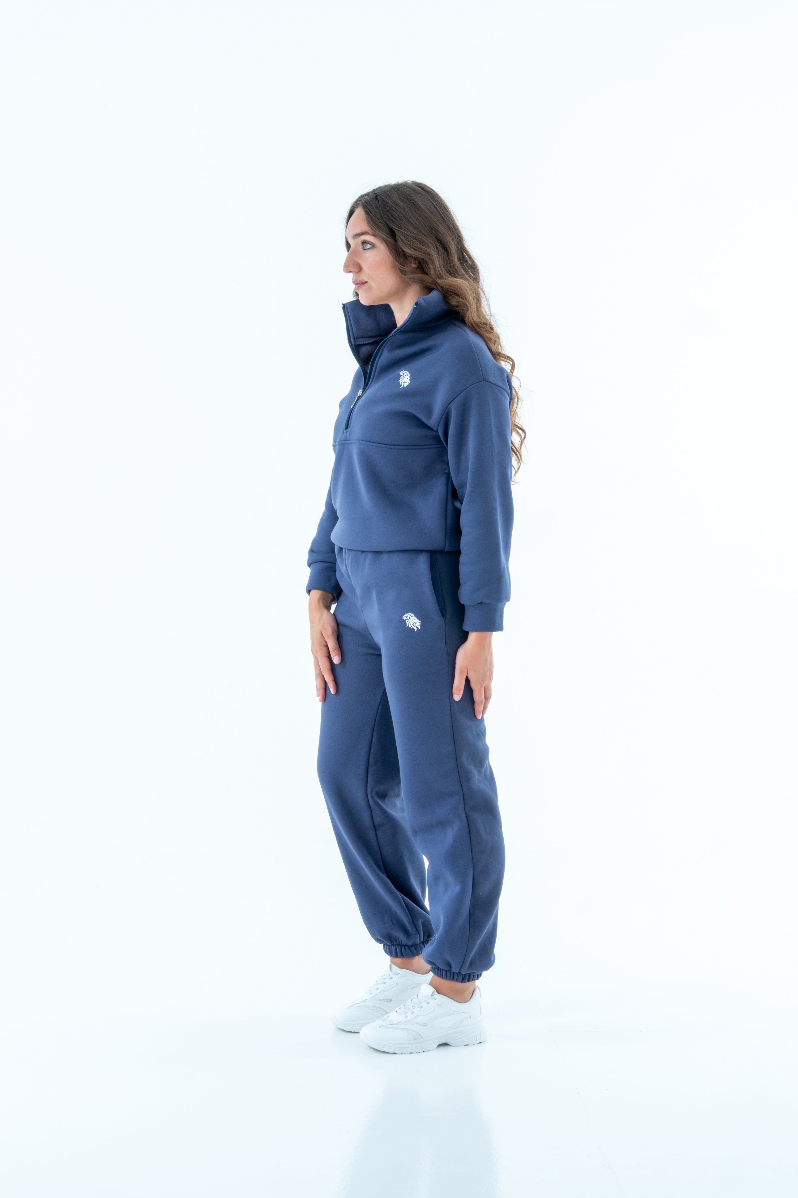 ESSENTIAL - Tracksuit