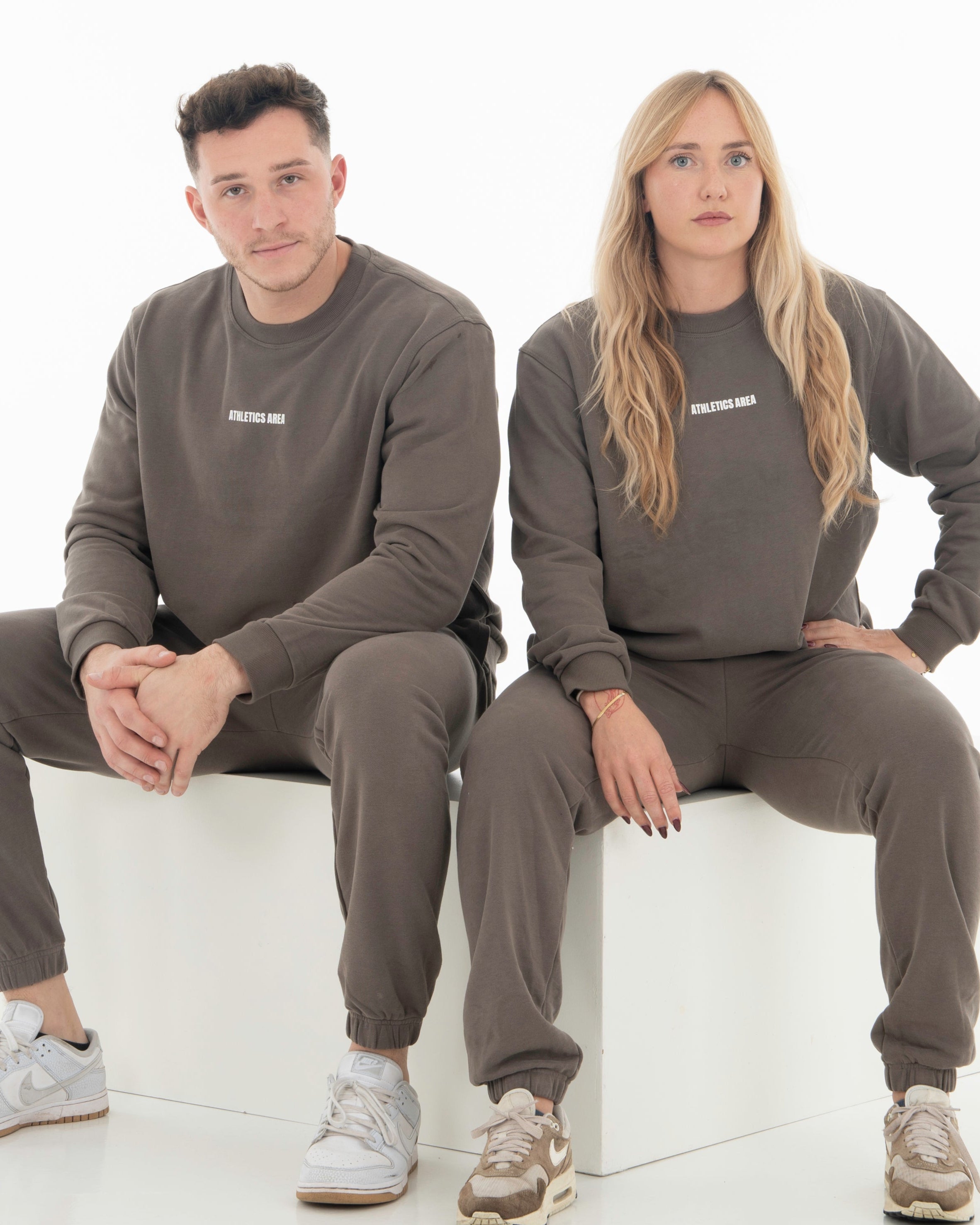 UNITY - Minimal Sweatshirt