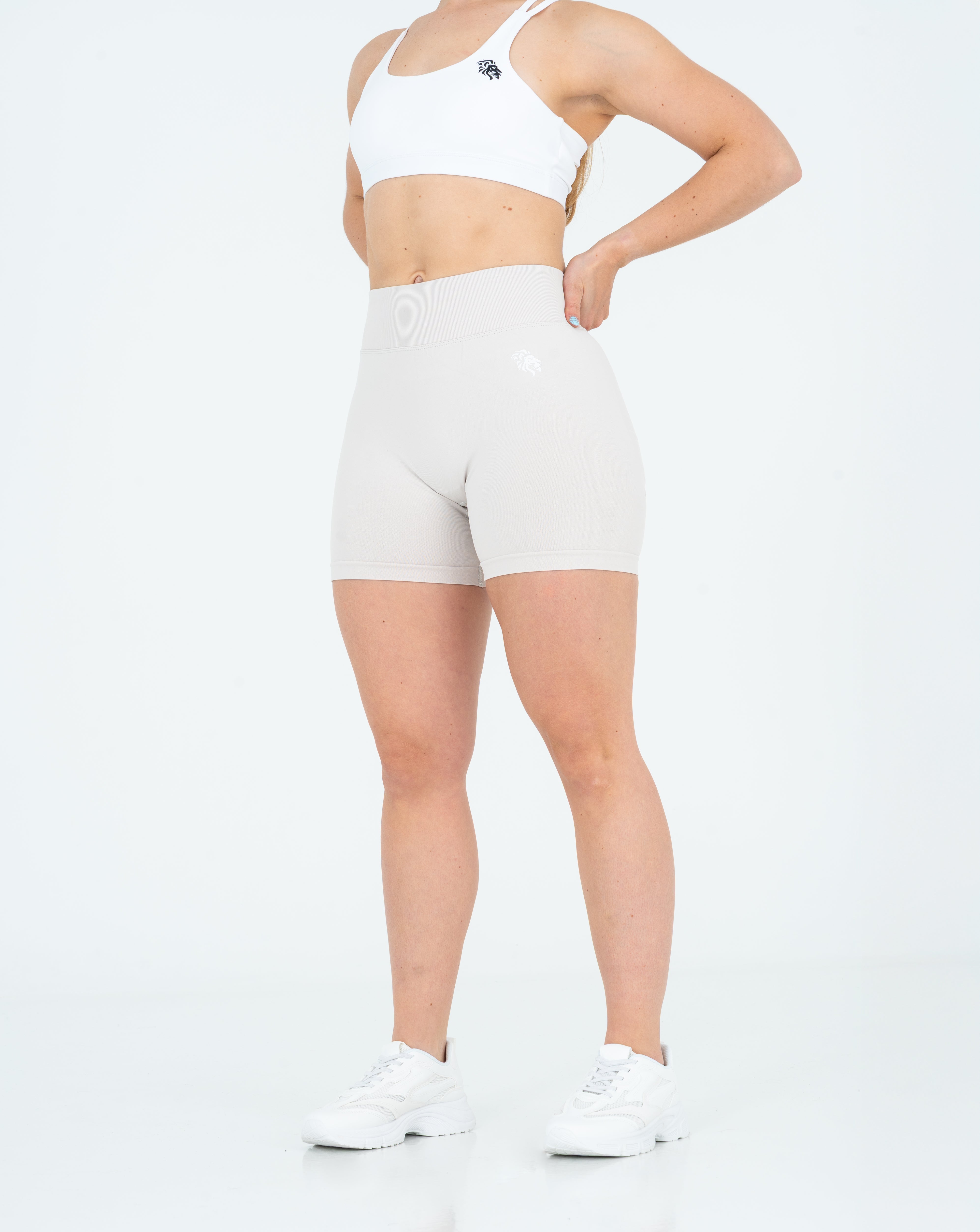 ENERGIZE - Scrunch Shorts