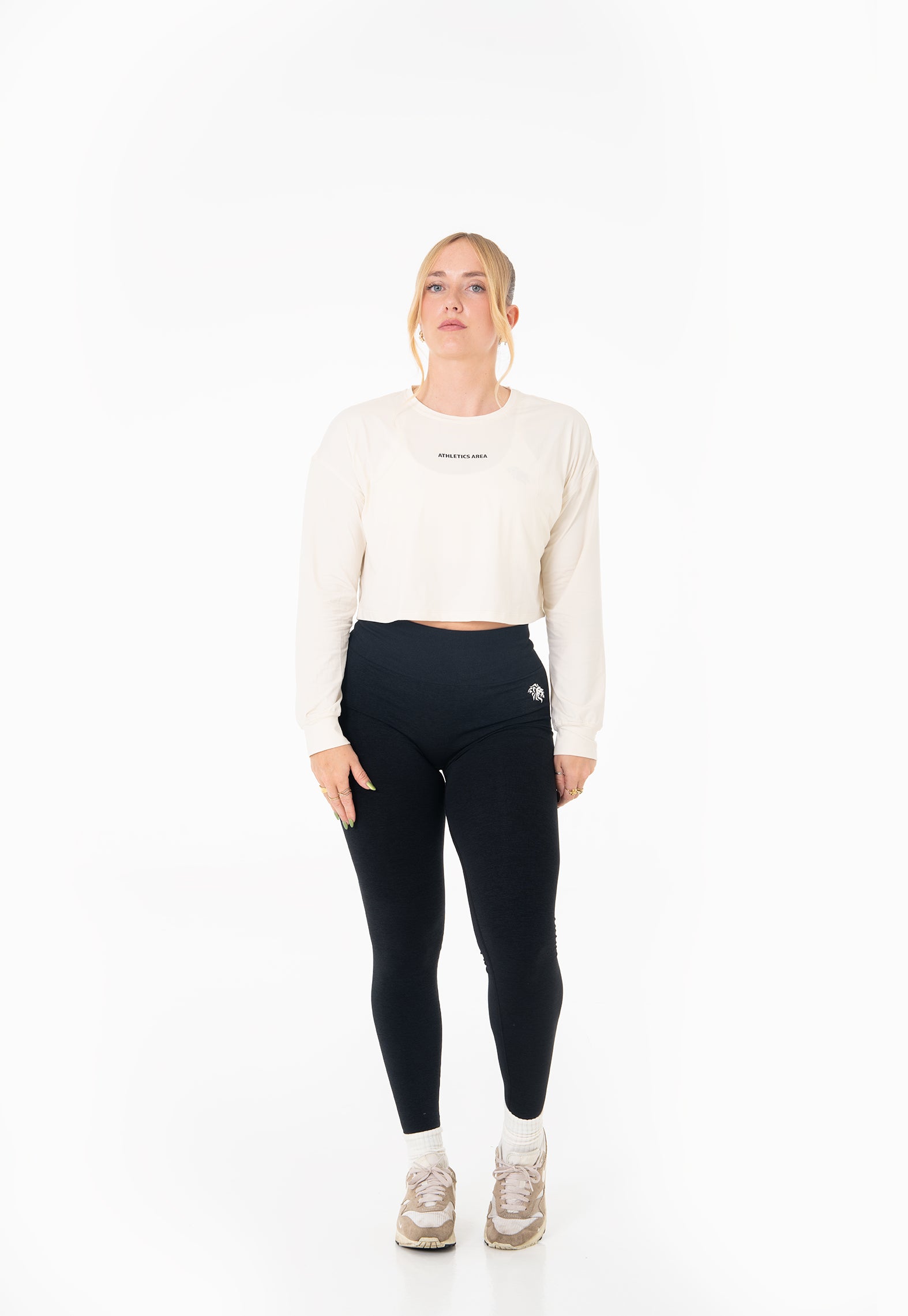 INSPIRE - Long Sleeve Crop Light T-Shirt