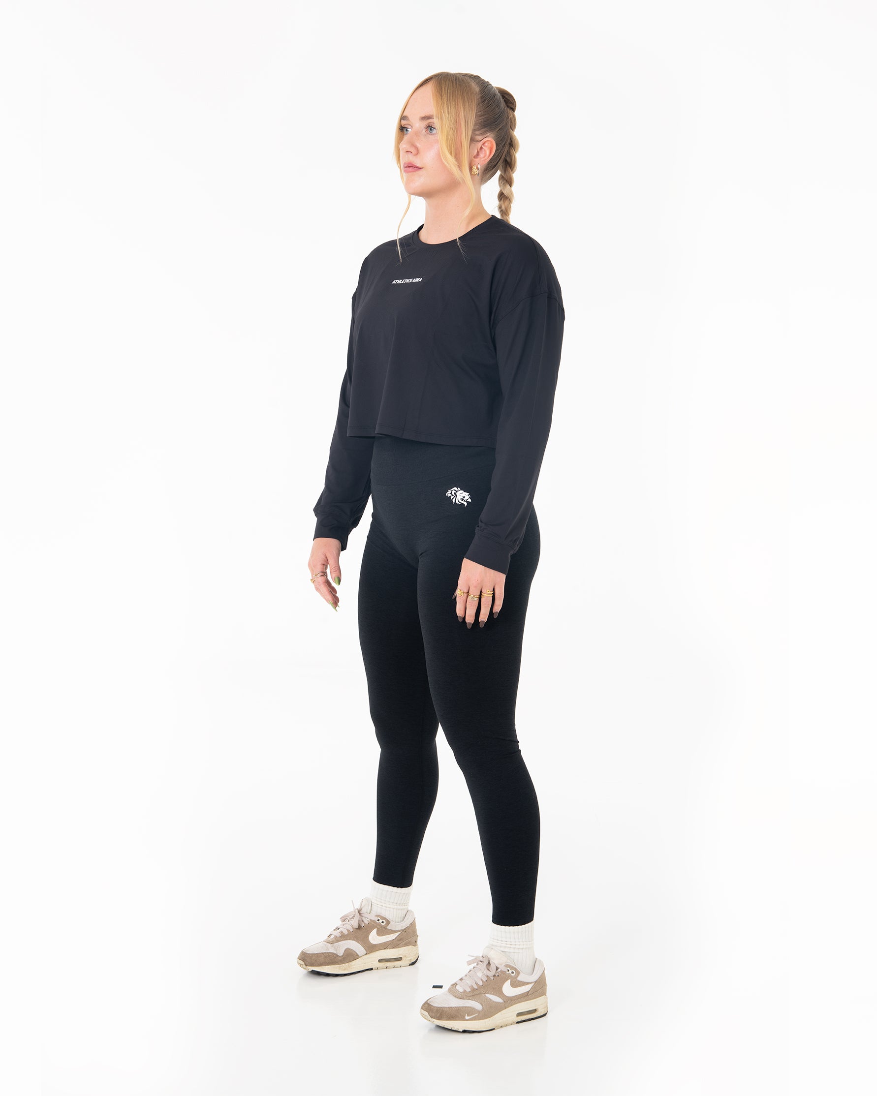 INSPIRE - Long Sleeve Crop Light T-Shirt