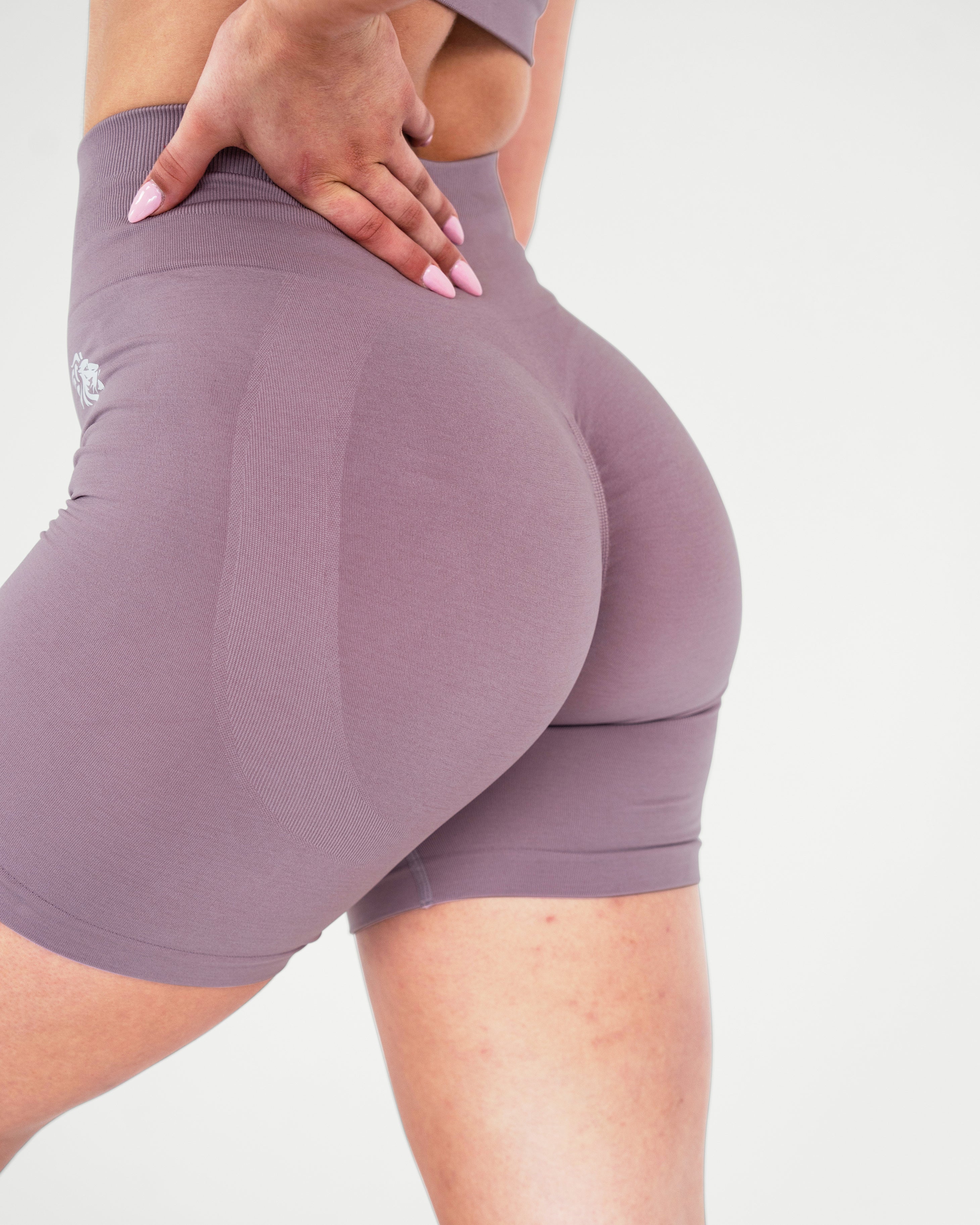 ASCEND - Scrunch Seamless Shorts